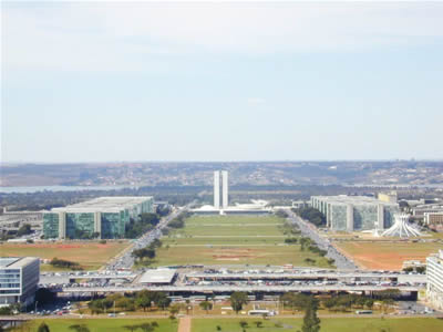 Brasilia_ministerios_da_torre