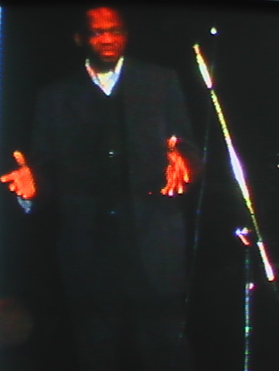 Le parisien Poly Tchilumba representant du poète congolais, le docteur kalambay Kalula (Prix special juin 2007)