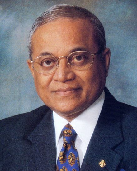Maumoon Abdul Gayoom, President of the Republic of Maldives / Président des Moldives 