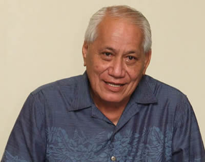 Tupua Tamasese Tupuola Tufuga Efi, Head of State (O le Ao O le Malo) of Independent State of Samoa / Chef d'Etat et Premier Ministre des Samoa