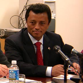 Marc RAVALOMANANA, 9 th President of the Madagascar
